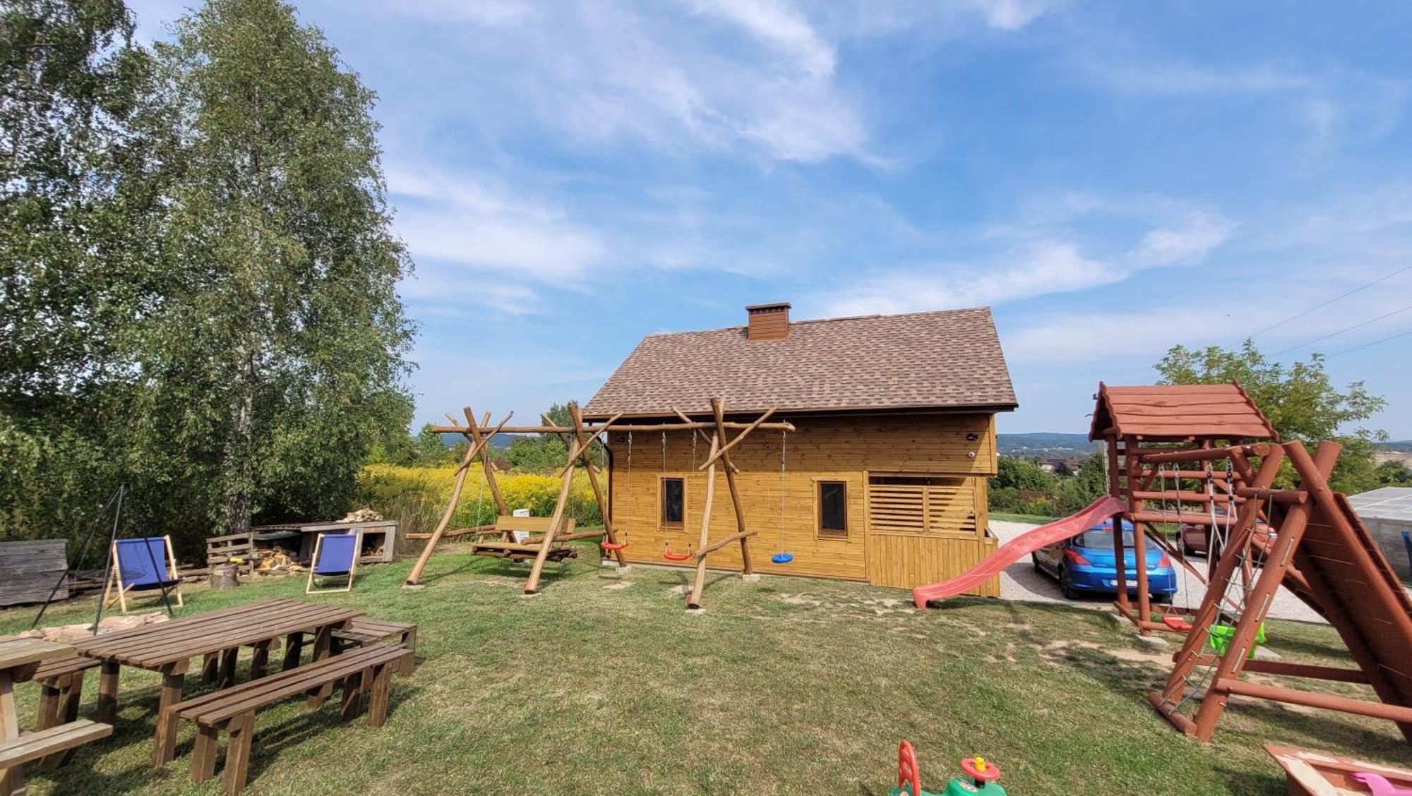 Wrzosowe Wzgorze Apartment Checiny (Swietokrzyskie)